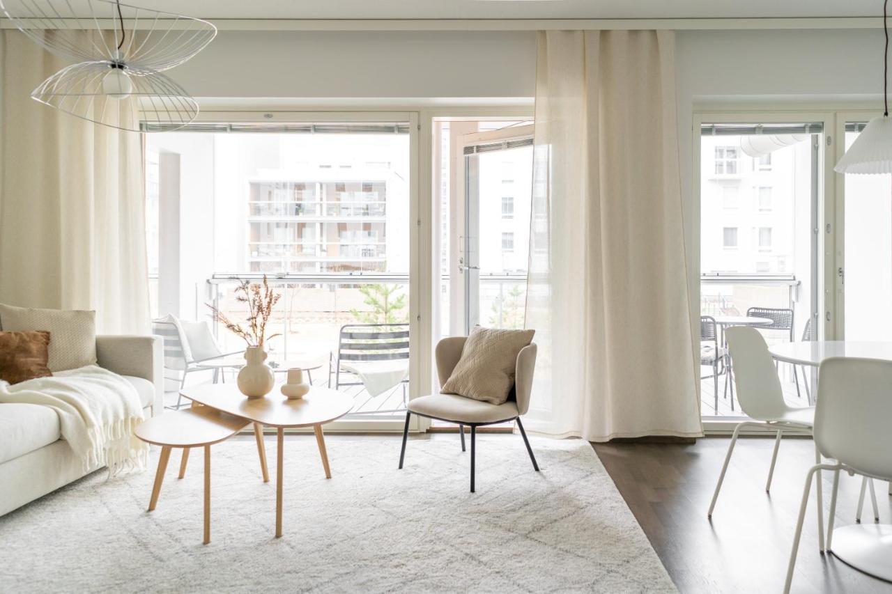 Iso Aurinkoinen Parveke Ja Hyvaet Yhteydet Apartment Helsinki Exterior photo