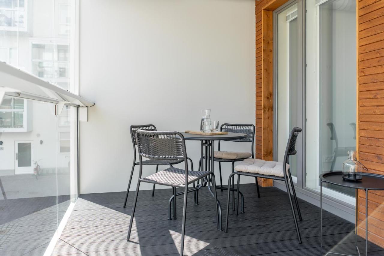 Iso Aurinkoinen Parveke Ja Hyvaet Yhteydet Apartment Helsinki Exterior photo